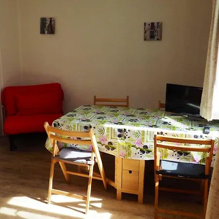Charmant A 27 M² Vue Montagne アパート *